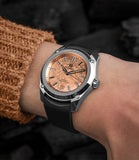 FORMEX: ESSENCE ThirtyNine AUTOMATIC CHRONOMETER 39mm - Space Gold